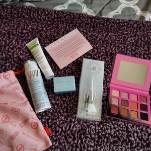 Ipsy welcome bag